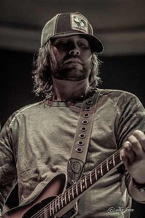 20150212 Christian Kaser Band/Chase Bryant