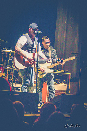 20150212 Christian Kaser Band/Chase Bryant