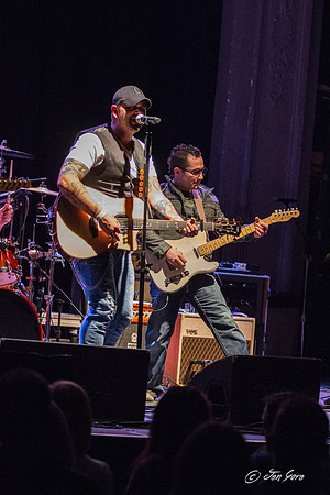 20150212 Christian Kaser Band/Chase Bryant