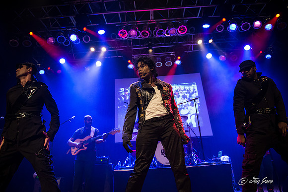 WhosBadHOB20150404-18