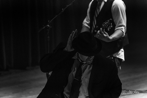 WhosBadHOB20150404-123