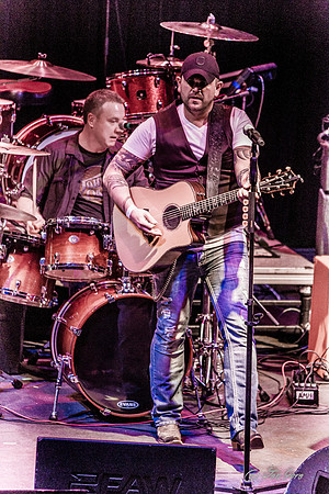 20150212 Christian Kaser Band/Chase Bryant