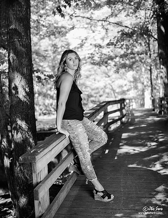 JEN_4730bw2