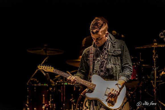 20150212 Christian Kaser Band/Chase Bryant