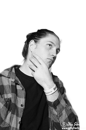 JEN_3812BW