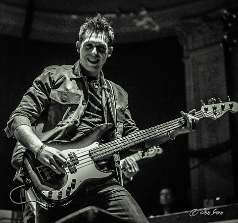 20150212 Christian Kaser Band/Chase Bryant
