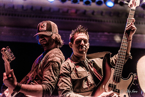 20150212 Christian Kaser Band/Chase Bryant