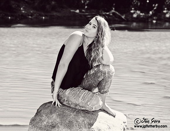 JEN_4799bw
