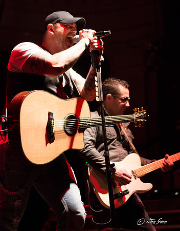 20150212 Christian Kaser Band/Chase Bryant
