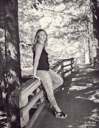 JEN_4730bw