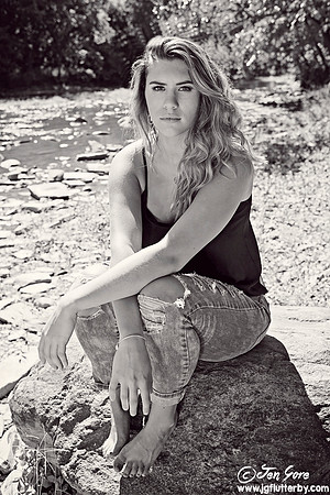 JEN_4832bw