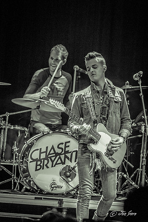 20150212 Christian Kaser Band/Chase Bryant