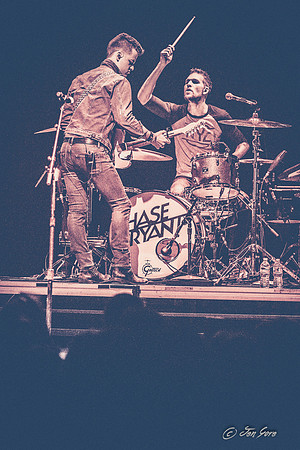 20150212 Christian Kaser Band/Chase Bryant