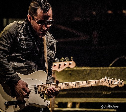 20150212 Christian Kaser Band/Chase Bryant