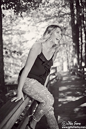 JEN_4743bw