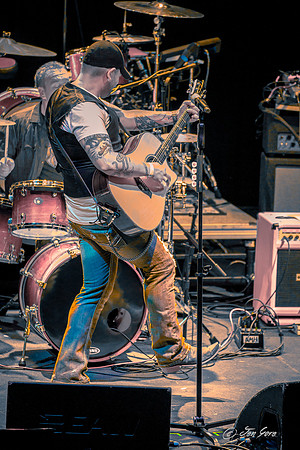 20150212 Christian Kaser Band/Chase Bryant