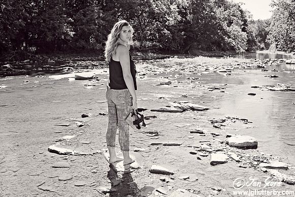 JEN_4857bw