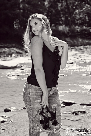 JEN_4855bw