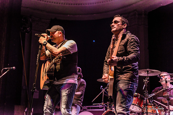 20150212 Christian Kaser Band/Chase Bryant