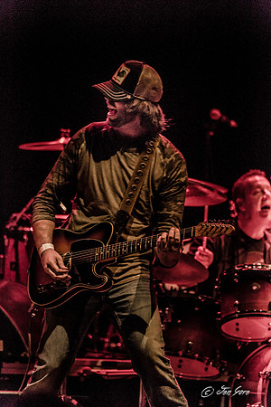 20150212 Christian Kaser Band/Chase Bryant