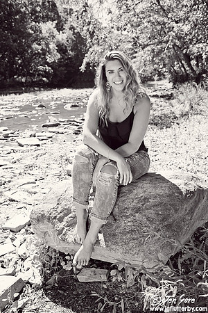 JEN_4837bw