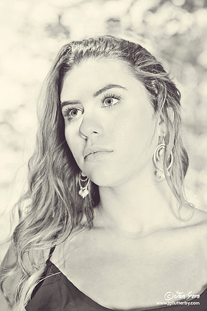 JEN_4774bw