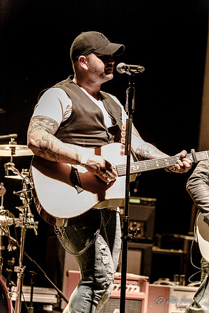 20150212 Christian Kaser Band/Chase Bryant