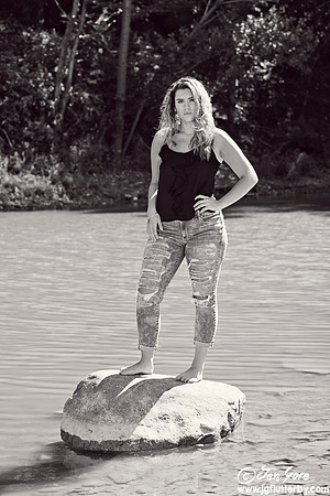 JEN_4806bw