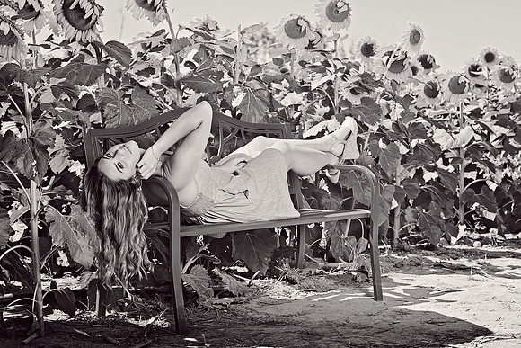 JEN_4701bw