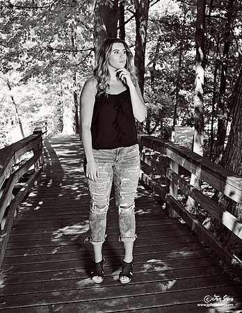 JEN_4759bw2